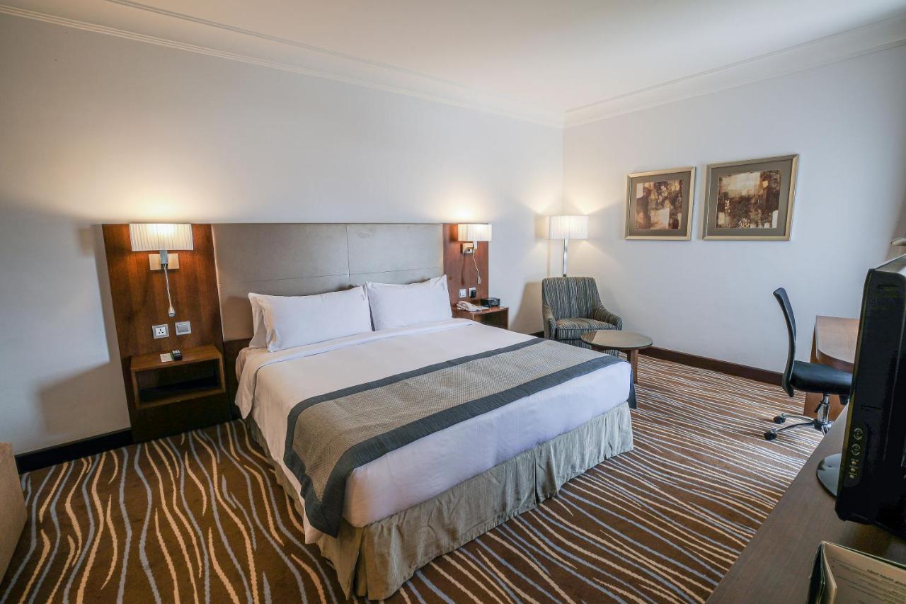 Copthorne Downtown By Millennium 4*
