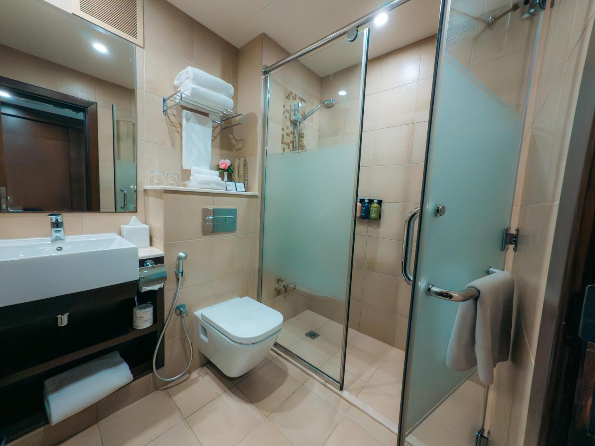 Copthorne Downtown By Millennium Hotel