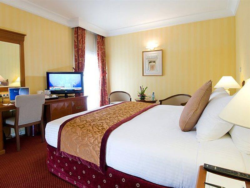 Copthorne Downtown By Millennium 4*