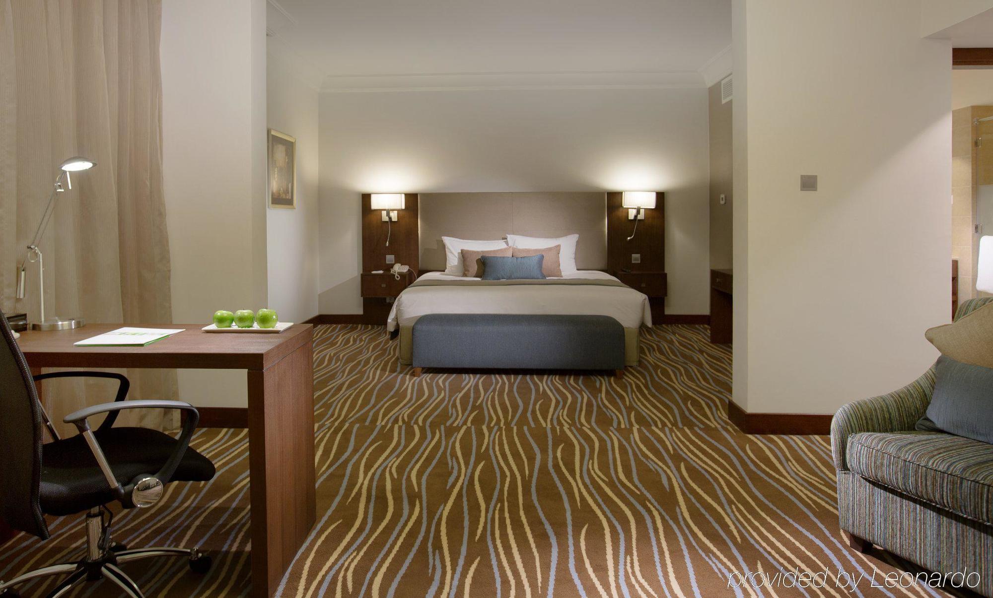 Copthorne Downtown By Millennium Hotel