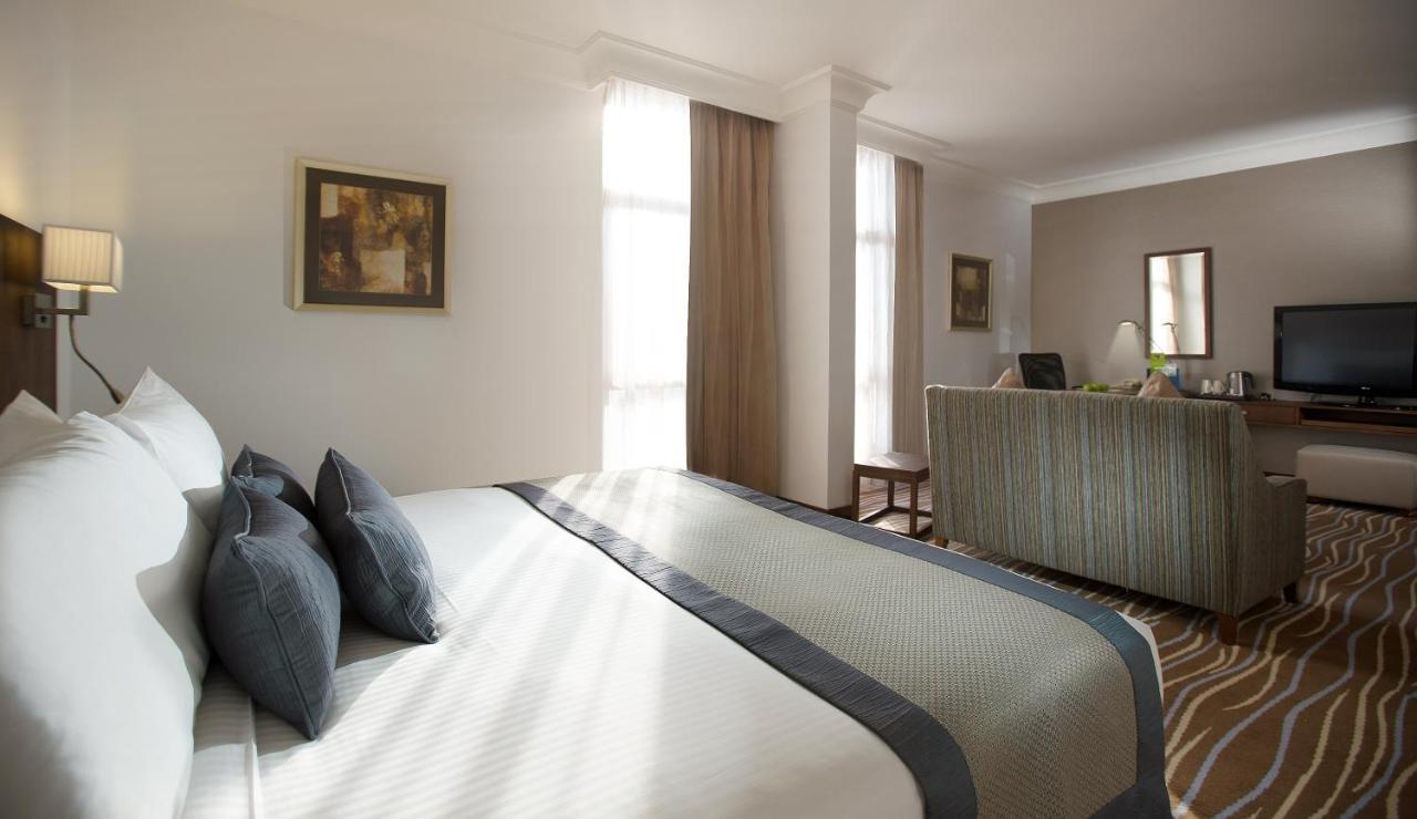 Отель Copthorne Downtown By Millennium 4*